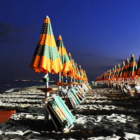 Lido Impero 3* פלאג'אנו