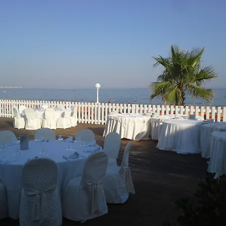 Lido Impero מלון 3*