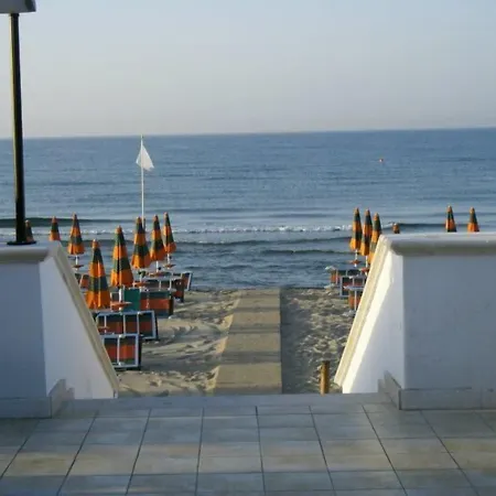 Lido Impero 3*